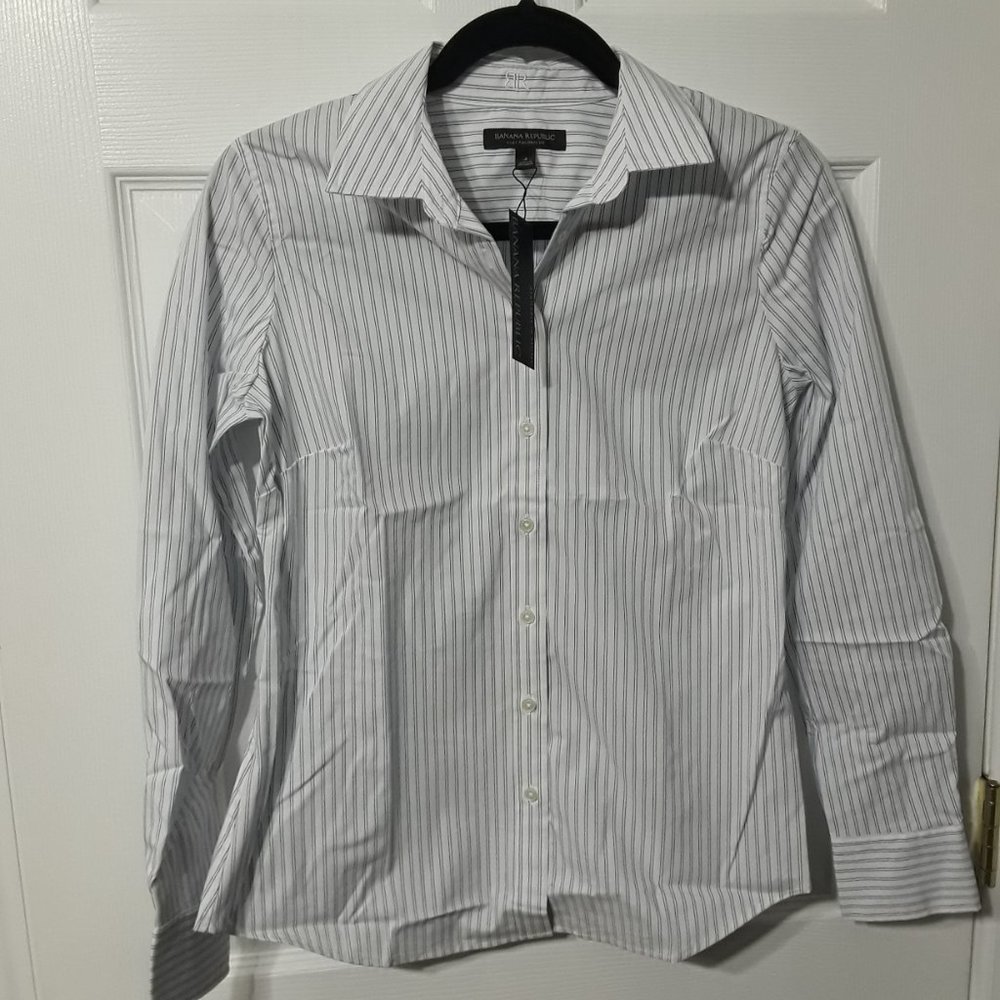 Banana Republic Tailored-Fit Shirt - Picture 2 of 5